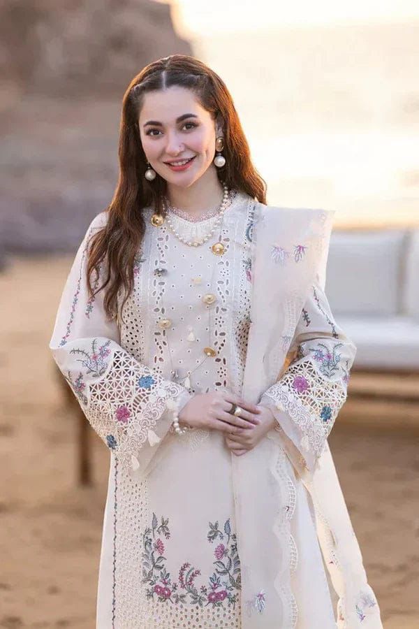 *NEW ARRIVAL'S SUMMER COLLECTION 2026*✨
*BRAND NAME* JAZMIN wear by Hania Amir
*FABRIC*
PREMIUM AIR-JET LAWN