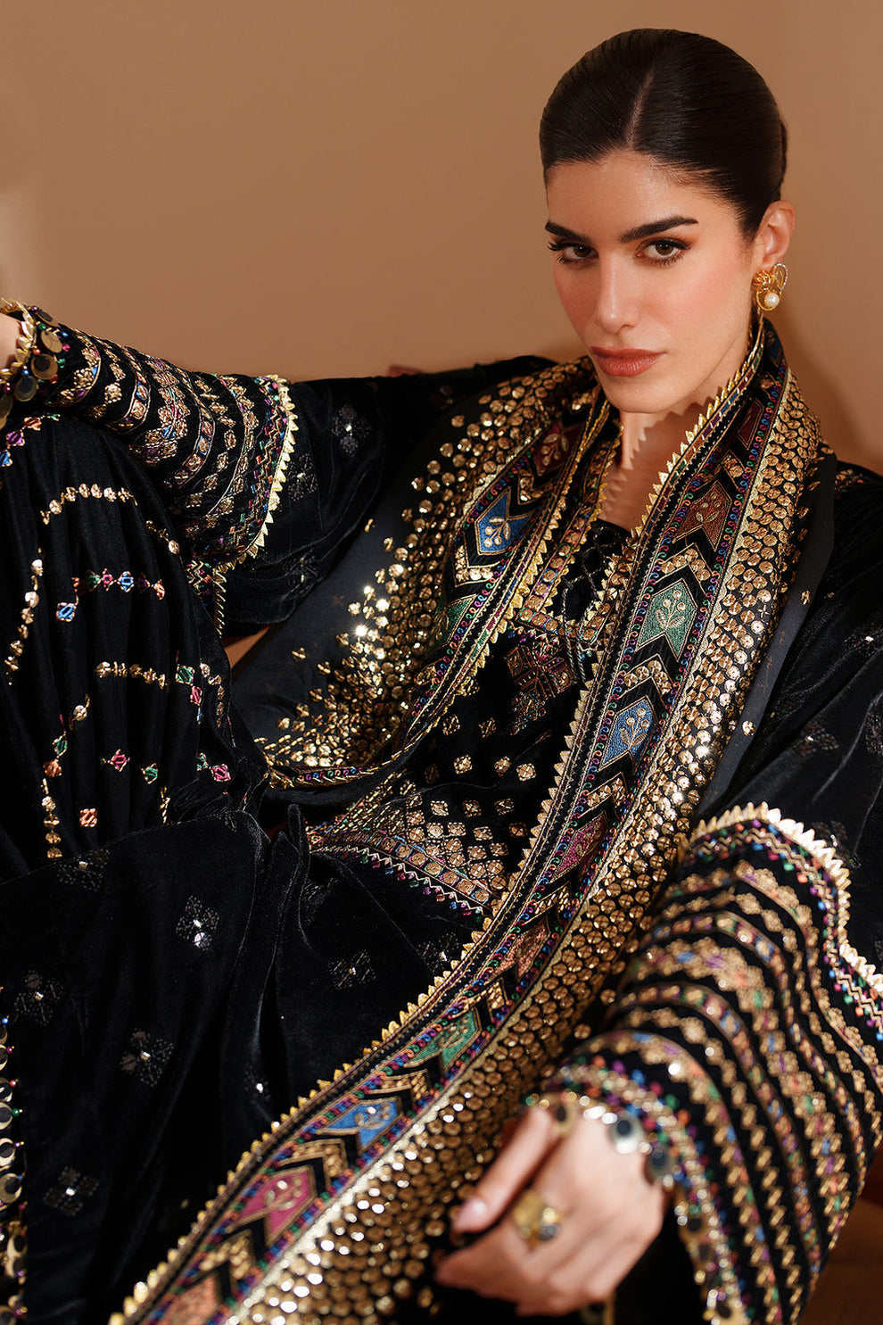 Jazmin Most luxurious article arrived in lawn 90/88 with fully embroided work ready to wear shawl