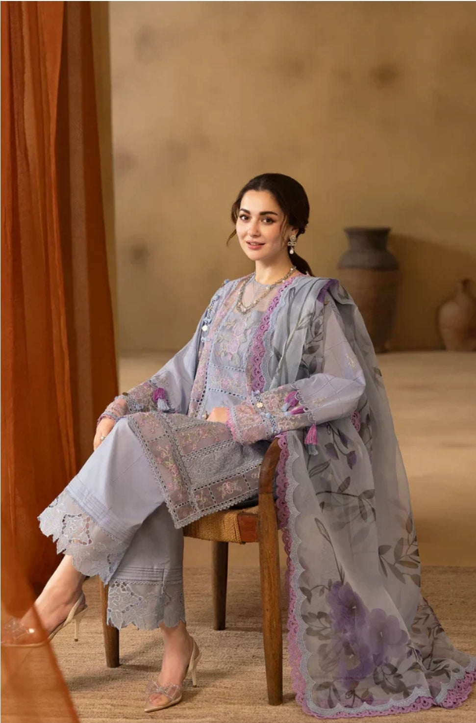 SAIRA RIZWAN LAWN SUIT